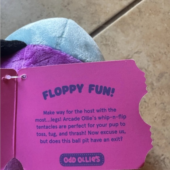 Bark Arcade Ollie Plush Dog Toy Large BNWT New Crinkle Squeaker Whip-n-Flip - Picture 6 of 9